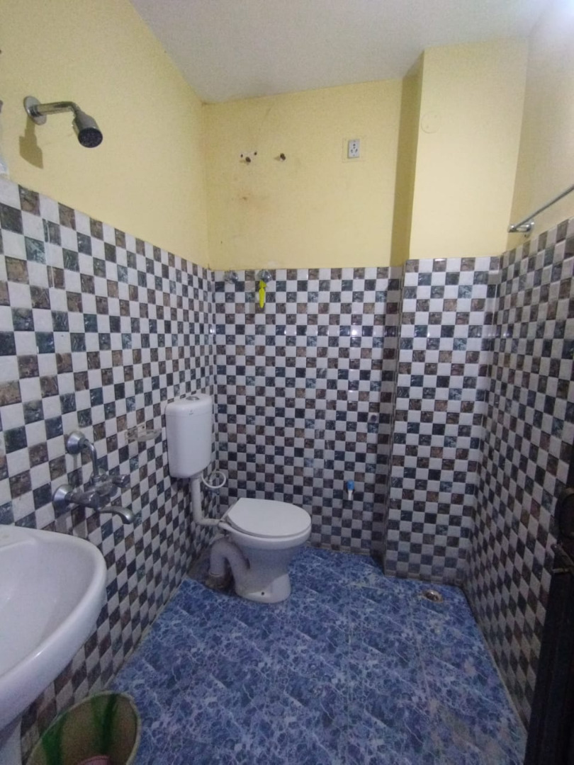 Unfurnished 2bhk in Shiv Mandir Path, Uday Nagar, Guwahati, Assam, India for Rent